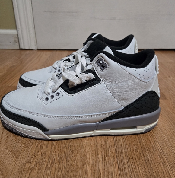 Air Jordan 3 Retro Cement Grey GS 6Y DM0967-106 NWOB - Picture 2 of 8